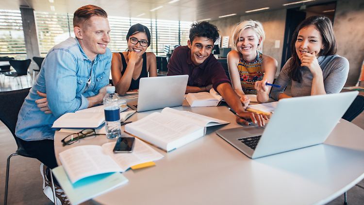 Chromebooks kaufen lohnt sich nicht nur für Studenten. Welche Vorteile bieten die Google-Laptops?