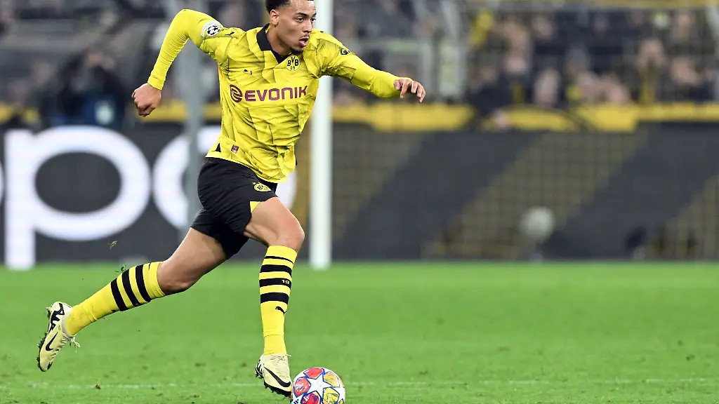 Dortmunds-Felix-Nmecha-traf-doppelt