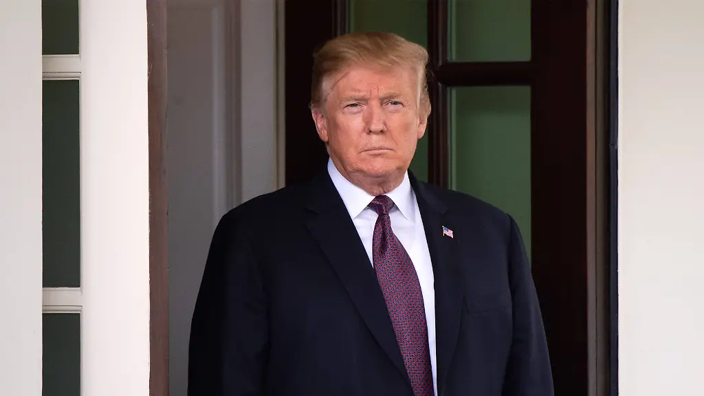 55c00655ba25c7bb569e479ada2a5784