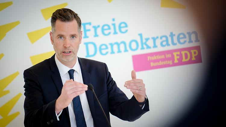 FDP-Fraktionschef Dürr warnt vor einem Anstieg der Inflation.