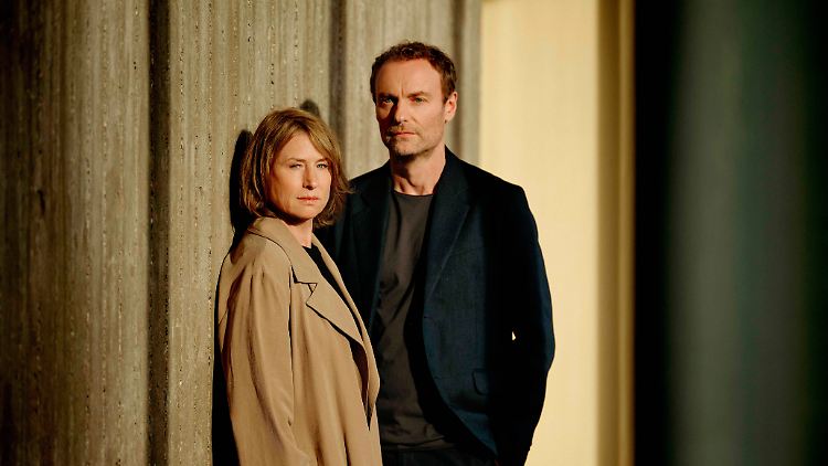 Das neue Team in Berlin: Susanne Bonard (Corinna Harfouch) und Robert Karow (Mark Waschke).