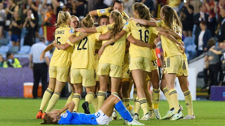 Jubelnde Belgierinnen nach dem Sieg gegen Italien.