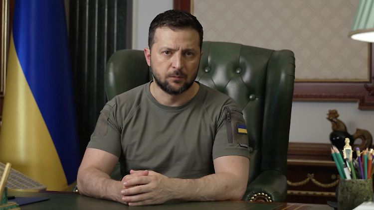Der ukrainische Präsident Selenskyj will den Geheimdienst SBU umkrempeln.