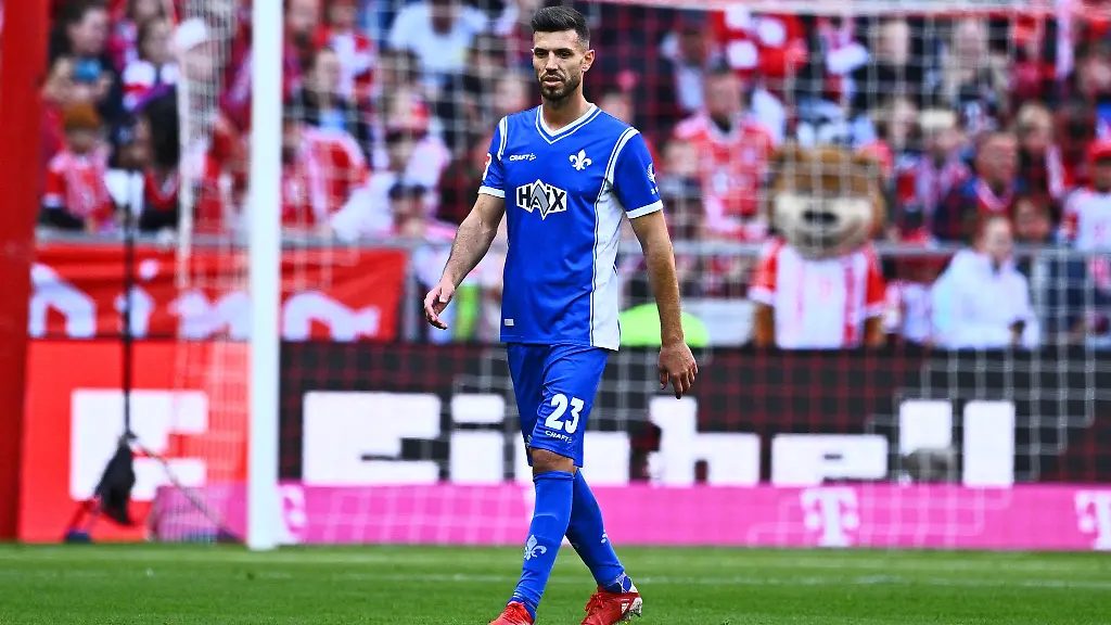 Klaus-Gjasula-hat-seinen-Vertrag-bei-Darmstadt-98-verlaengert