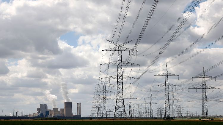 Hauptverantwortlich für die steigenden Preise sind weiterhin die hohen Energiekosten.