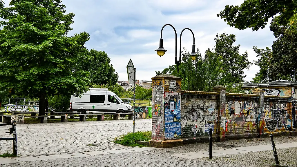 Der-Bezirk-Friedrichshain-Kreuzberg-scheiterte-vor-Gericht-mit-dem-Versuch-den-Bau-des-Zaun-um-den-Goerlitzer-Park-zu-stoppen