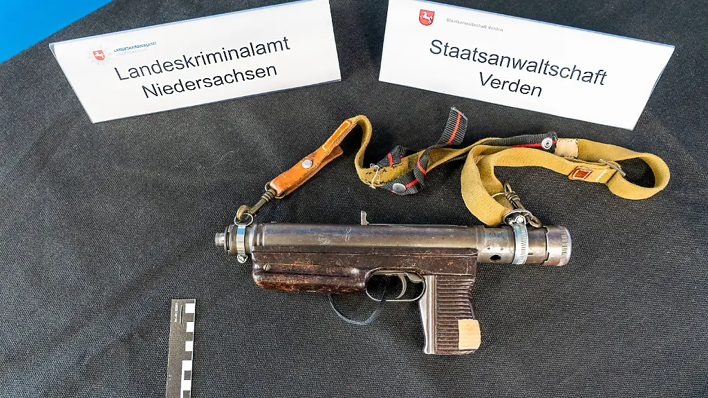 6943818cac9cf9223008a1d31e769429