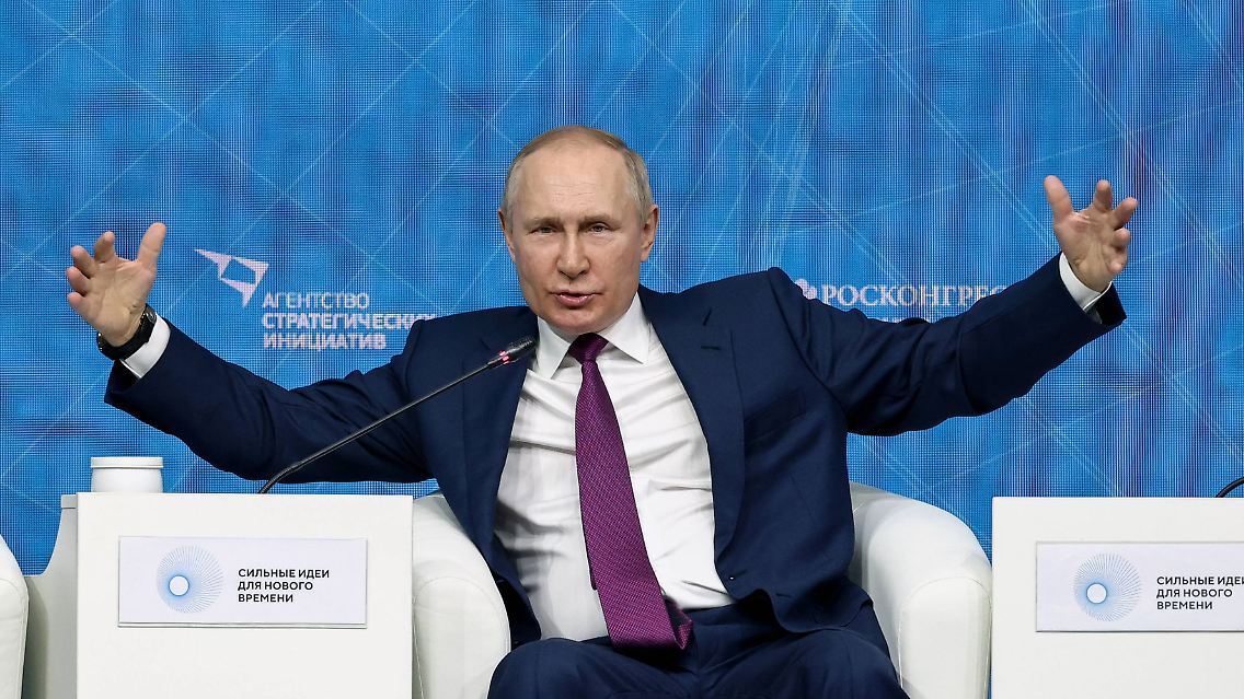 EmmerichPutinPoker.jpg