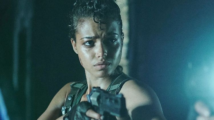 Kämpft sich durch die Apokalypse in "Resident Evil": Jade Wesker (Ella Balinska) 