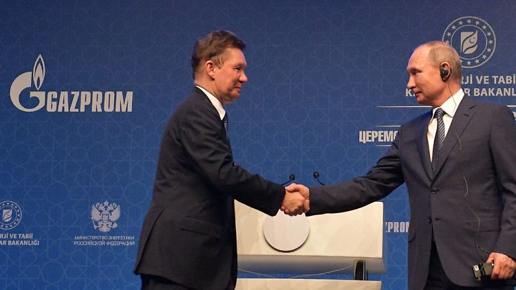 Alter Kumpel und Werkzeug des russischen Präsidenten: Gazprom-Chef Alexej Miller (l) mit Putin.