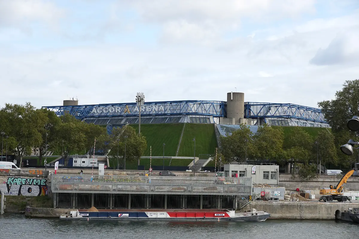 2023-10-04T050520Z-815256736-MT1USATODAY21567909-RTRMADP-3-OLYMPICS-PARIS-2024-CITY-SCENES