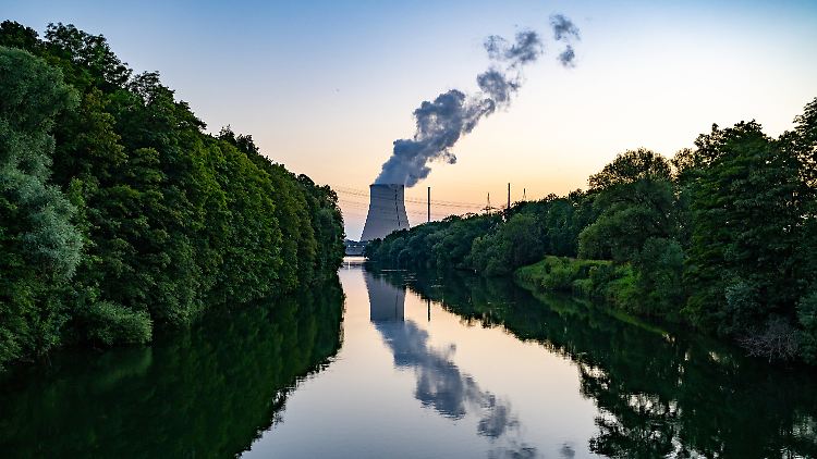 Das AKW Isar 2 könnte in Bayern noch gebraucht werden, sollte das Gas knapp werden. 