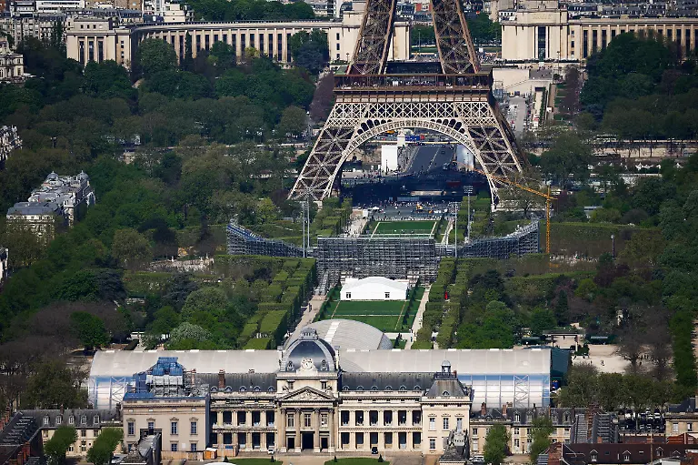 2024-04-13T174425Z-272481479-RC2M57AKHTF1-RTRMADP-3-OLYMPICS-2024-VENUES