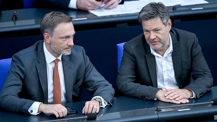 Lindner und Habeck haben vor allem die schrumpfenden finanziellen Spielräume gemeinsam.