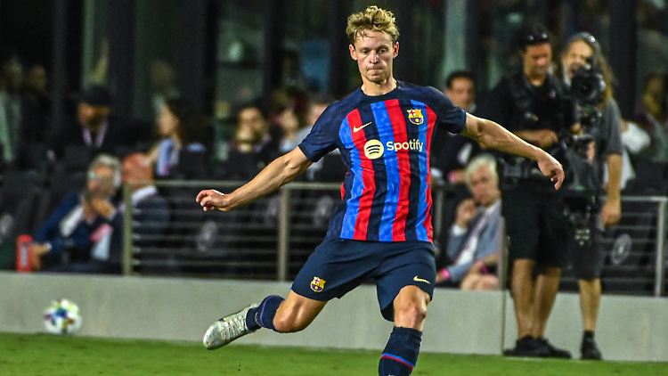 Frenkie de Jong soll den FC Barcelona verlassen.