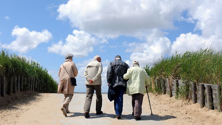 Der Statistik zufolge werden Mädchen, die in Deutschland neu geboren werden, im Durchschnitt 83,2 Jahre alt.