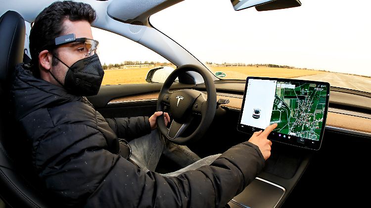 Bei Tesla läuft fast alles über den Touchscreen.