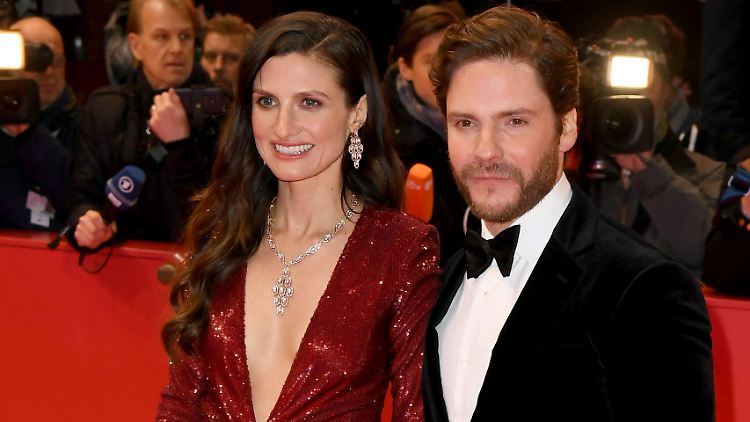 Haben Deutschland den Rücken gekehrt: Daniel Brühl und seine Frau Felicitas Rombold-Brühl.