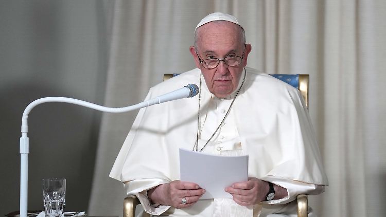 In der Zitadelle von Québec erklärt der Papst, sein Wunsch sei es, die Beziehung zwischen der Kirche und den indigenen Völkern zu erneuern.