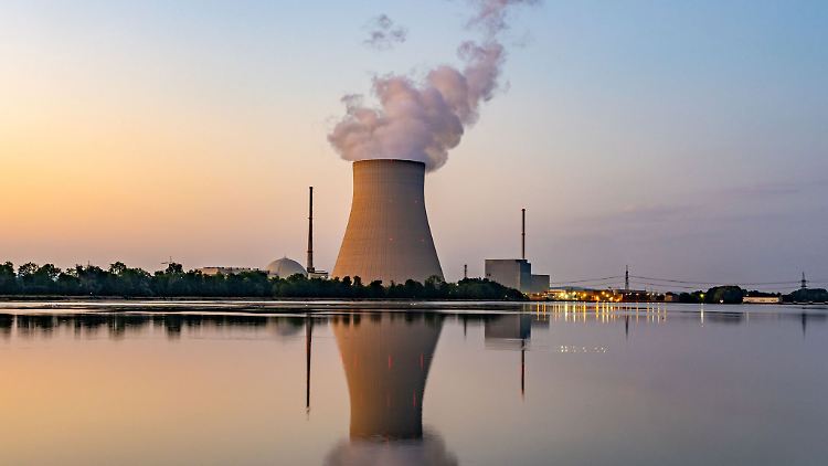 Für das bayerische AKW Isar 2 sollen die Brennstäbe bis Juni 2023 reichen.