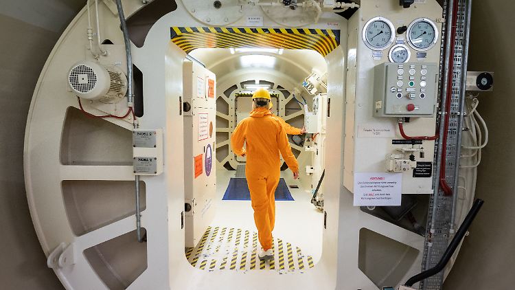 Der Weiterbetrieb vom Atomkraftwerken werde keinen warmen Winter in Deutschland ermöglichen, ist BUND-Chef Bandt überzeugt.