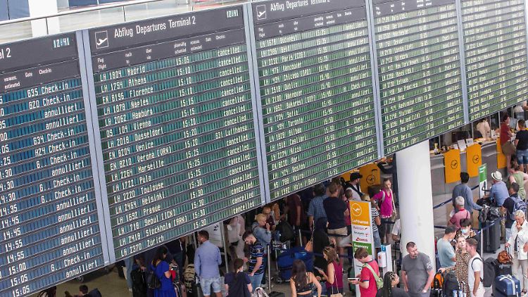 Fluganpassungen sollen bei der Lufthansa Stabilität bringen.