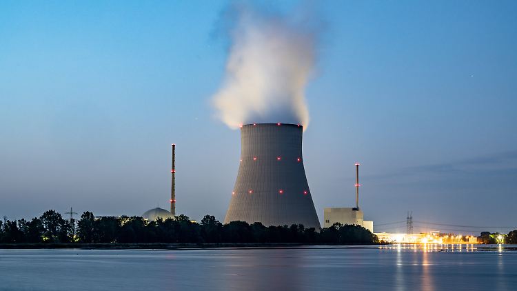 Das AKW Isar 2 sollte eigentlich Ende des Jahres abgeschaltet werden.