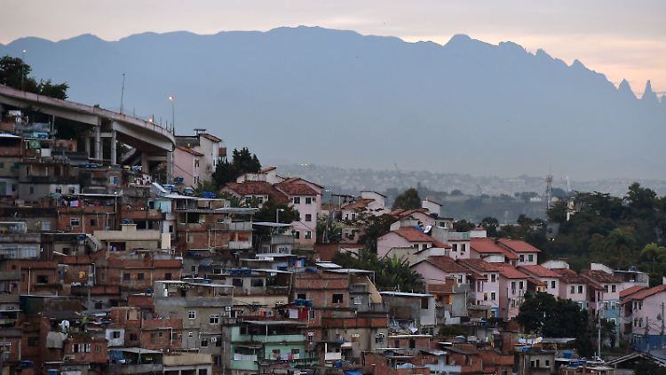 Die Familie lebte in einem ärmlichen Stadtteil von Rio de Janeiro. 