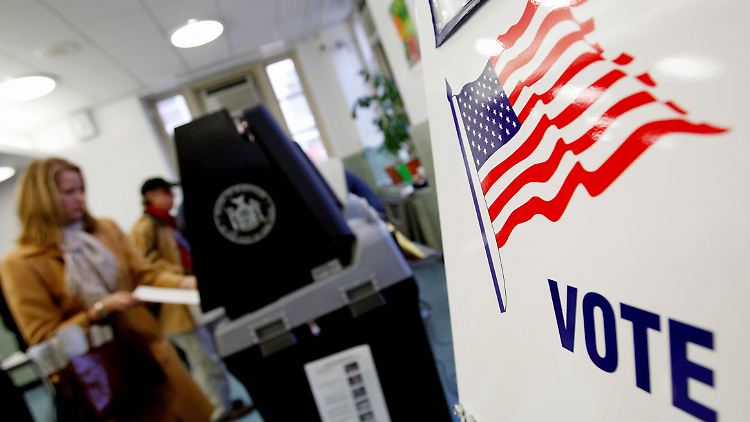 2016 soll der Kreml versucht haben, die US-Wahlen zugunsten von Donald Trump manipuliert zu haben.