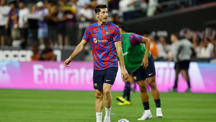 Lewandowski ist happy beim FC Barcelona, aber hat ein paar klare Worte an seinen Ex-Klub FC Bayern gerichtet.