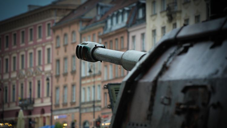 Rüstungsgüter im Milliardenwert sollen aus Polen an die Ukraine gegangen sein.