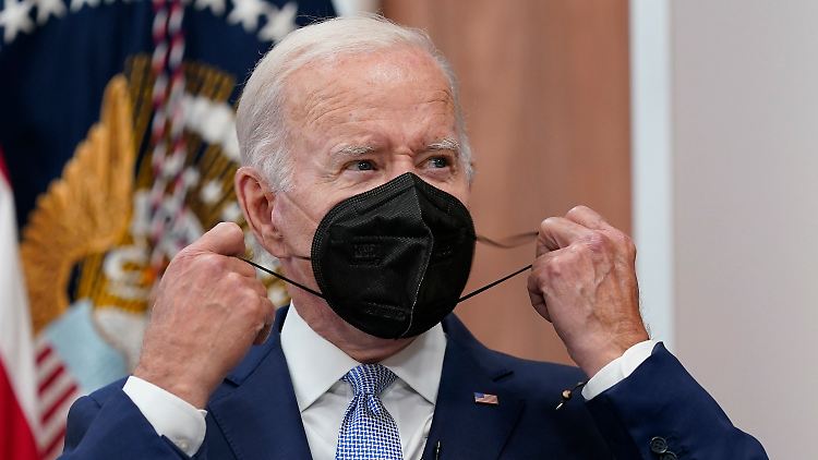 Joe Biden muss sich erneut in Isolation begeben.