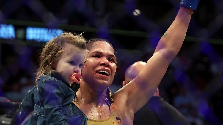 Ist wieder Titelträgerin in Feder- und Bantamgewicht: Amanda Nunes.