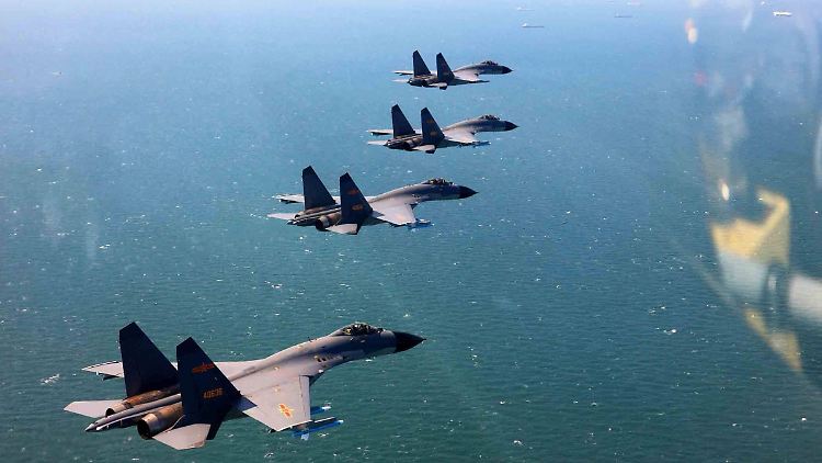Mehr als 1600 Kampfjets soll China zur Verfügung haben.