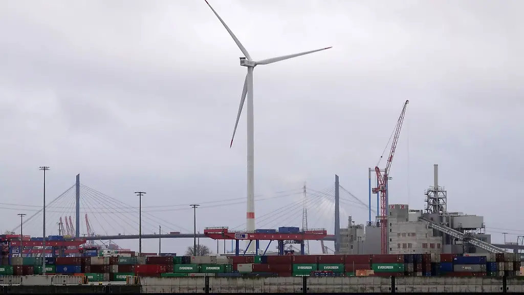 Hamburger-sollen-vom-Windkraftausbau-finanziell-profitieren