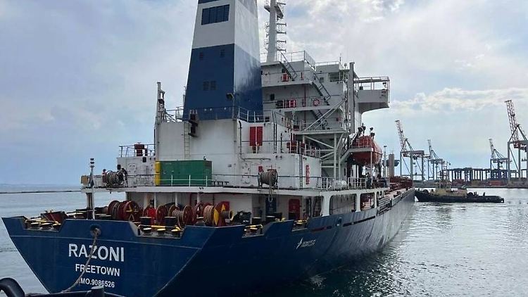 In Istanbul soll die Ladung der "Razoni" kontrolliert werden.