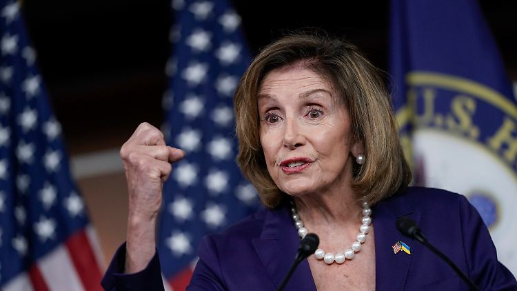 Die Vorsitzende des US-Repräsentantenhauses, Nancy Pelosi, ist nach dem Präsidenten und dessen Vize die Nummer Drei in den USA.