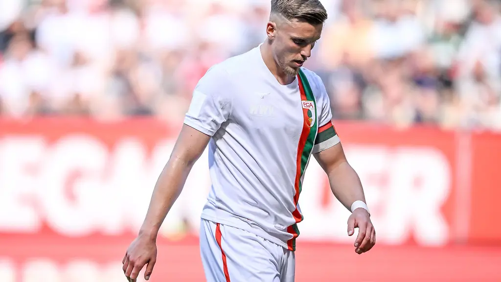 Wie-oft-sieht-man-Ermedin-Demirovic-beim-FC-Augsburg-noch