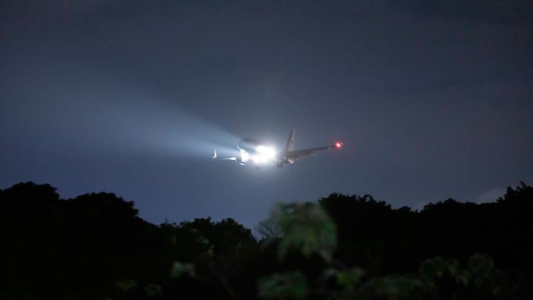 Bereits beim Start in Malaysia folgten laut Flightradar24 mehr als 200.000 Nutzer dem Flug.