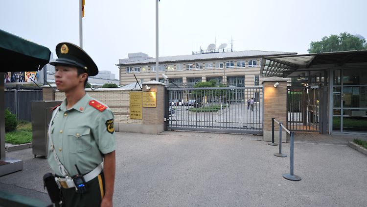 Die deutsche Botschaft in Peking.