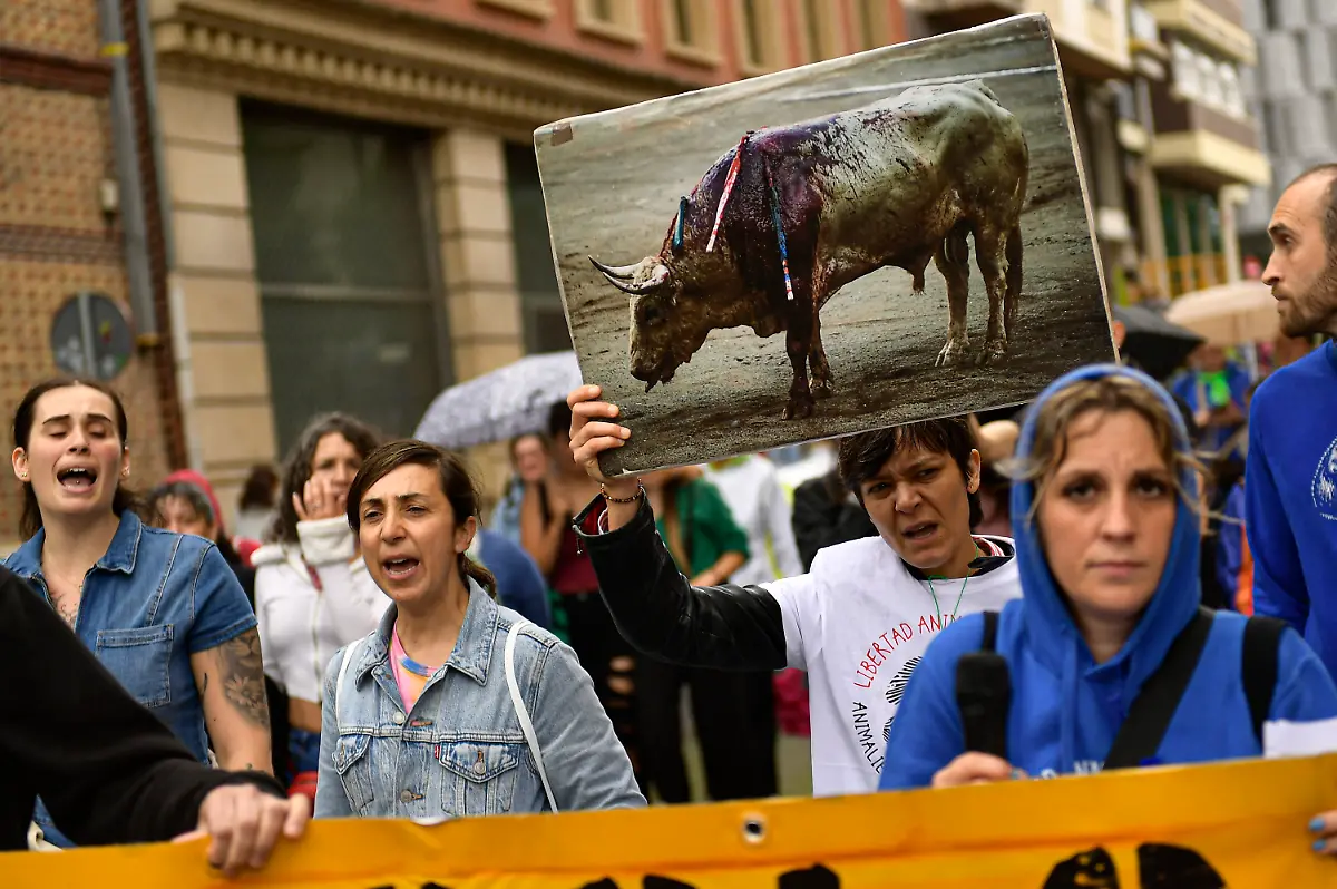 8d30b1b4469fb9e1bc2225640c0151d0