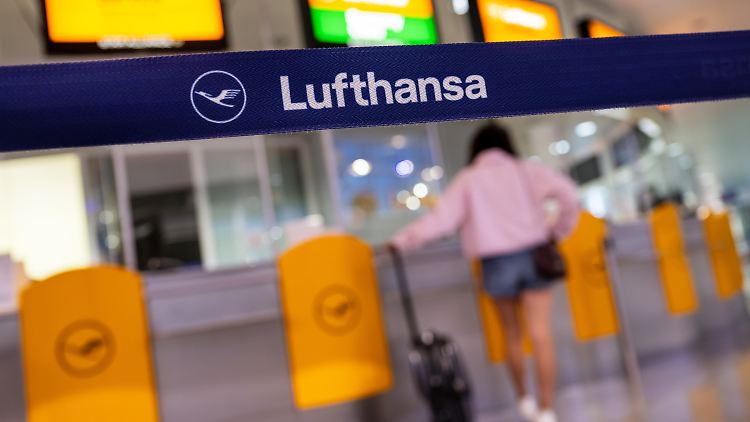 Auch Kunden der Lufthansa brauchen derzeit oft starke Nerven.