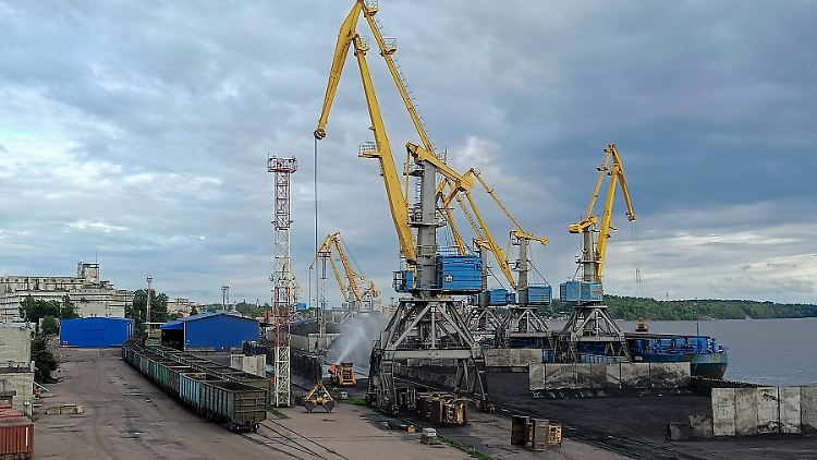 Neben Kokskohle wird nun auch vermehrt Kraftwerkskohle von Russland nach Indien verschifft.