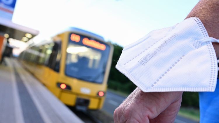 Kann, muss aber nicht: Maskenpflicht im ÖPNV nach dem Lauterbach-Buschmann-Vorschlag.