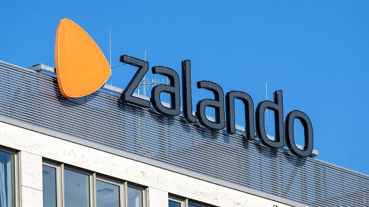Die Kauflaune der Kundinnen und Kunden von Zalando ist derzeit getrübt.