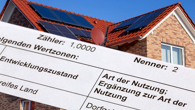 Das Finanzamt berechnet anhand der Angaben in der Grundsteuererklärung den Grundsteuerwert und teilt ihn dem Eigentümer per Bescheid mit.