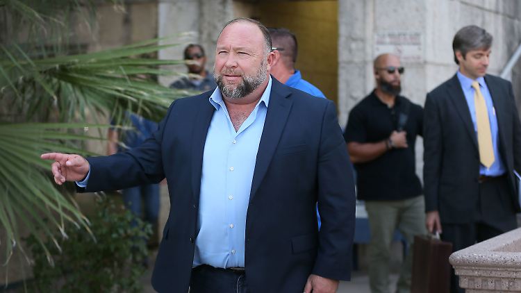 Jones hatte unter Eid ausgesagt - und dabei offenbar gelogen.