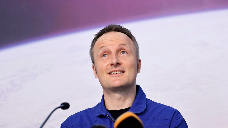 Maurer erforscht, wie das Leben einst auf die Erde kam.