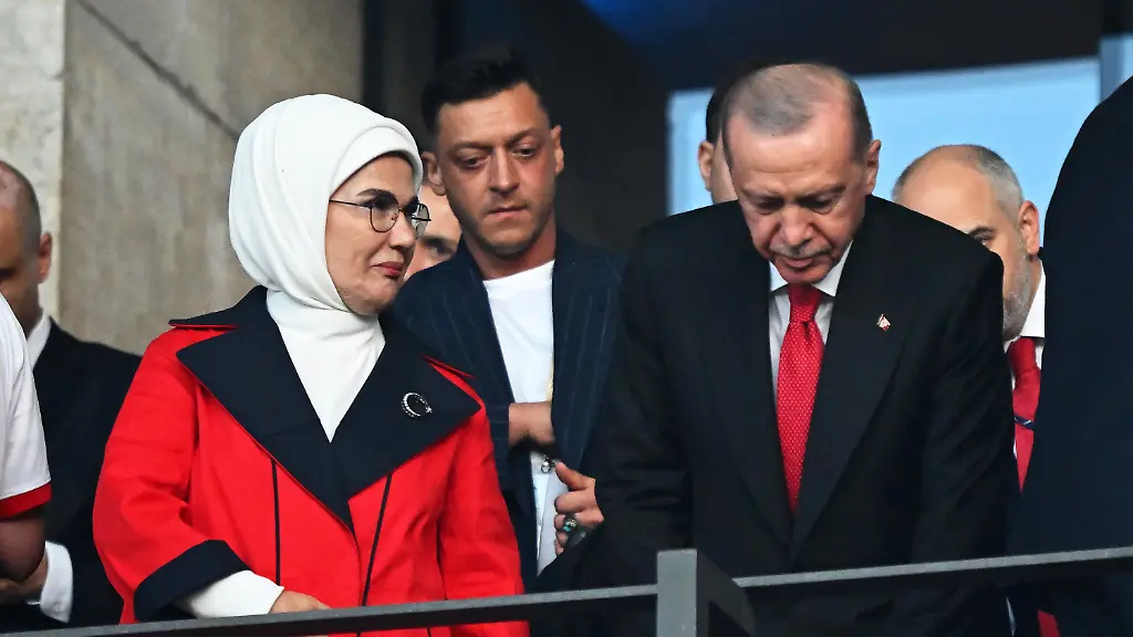 59fd0ea897a22806c8f4b33b83360ec3