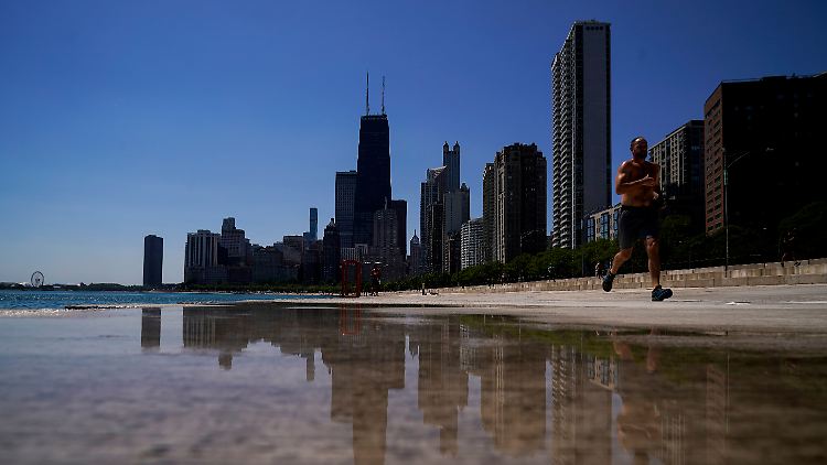 Eigentlich wollte Greg Dutra nur die Wetteraussichten für Chicago präsentieren. Doch es kam anders.
